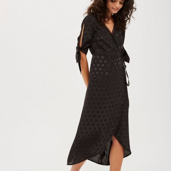 Topshop Dresses & Skirts - NWT Topshop Black Jacquard Wrap Midi Dress